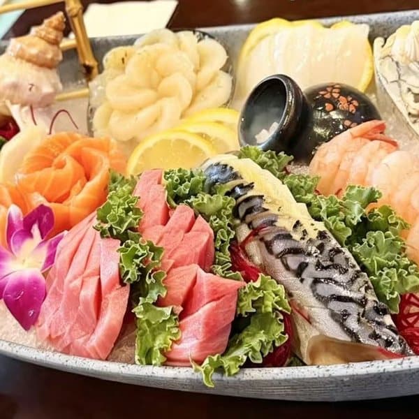 Chef Sashimi Selection — Legend Sushi Orlando