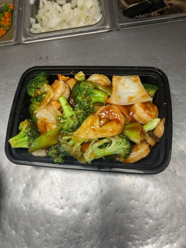 Hunan Shrimp — Chung Wah Restaurant