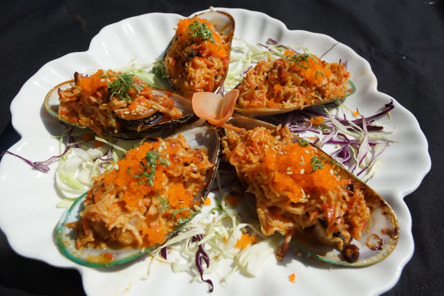 Baked Green Mussels — Kobe Japanese House