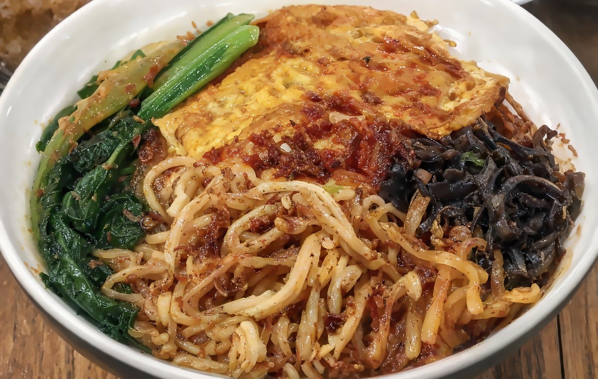 Spicy Beef Tripe Luosifen — Mr Zheng Noodle House
