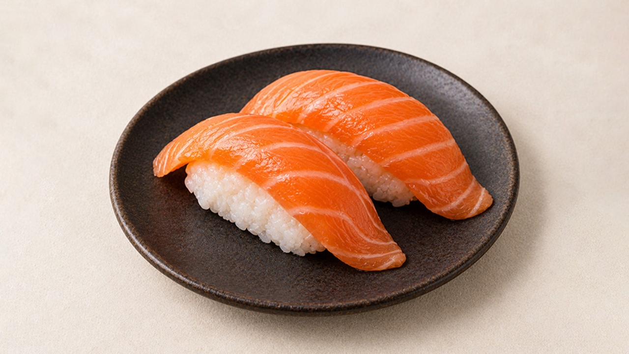 Salmon Nigiri